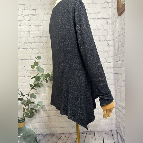 Simply Vera Wang long-sleeve Asymmetric hem tunic - Picture 4 of 7